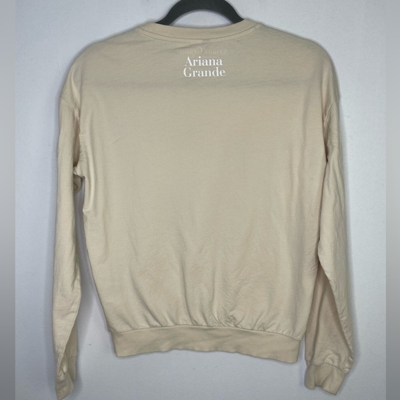 ARIANA Grande cream graphic crewneck sweatshirt - Picture 7 of 7